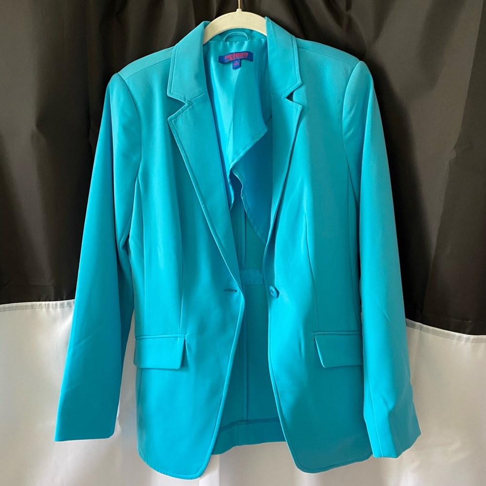 NWOT Sky blue Twiggy London blazer